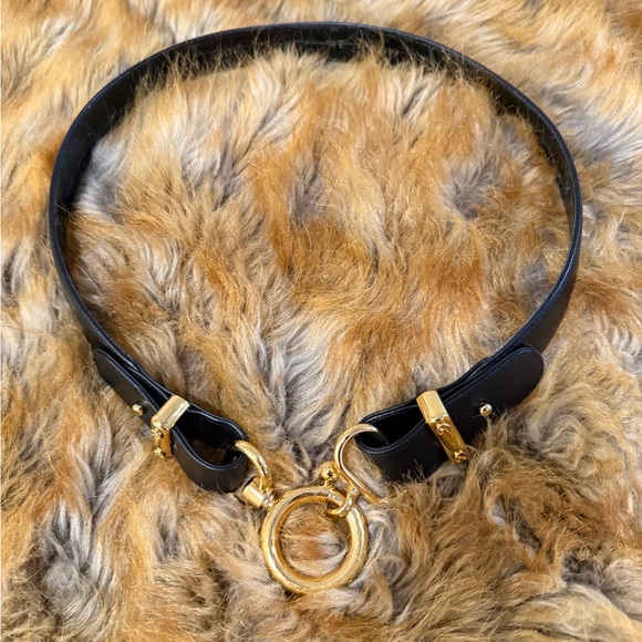 St. John Accessories - St John black leather belt with gold hardware. S